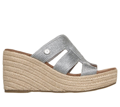 Martha Stewart: Iris - Unstoppable | Skechers Women